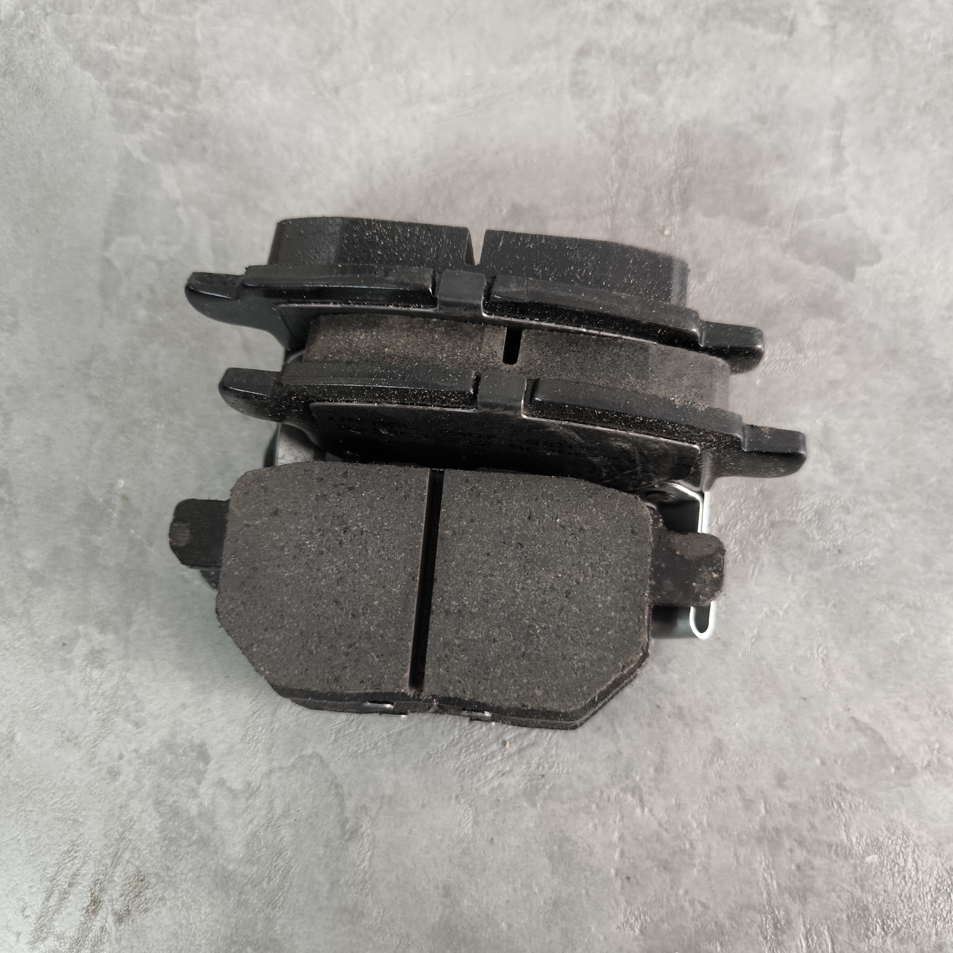 لنت ترمز عقب ۴تیکه